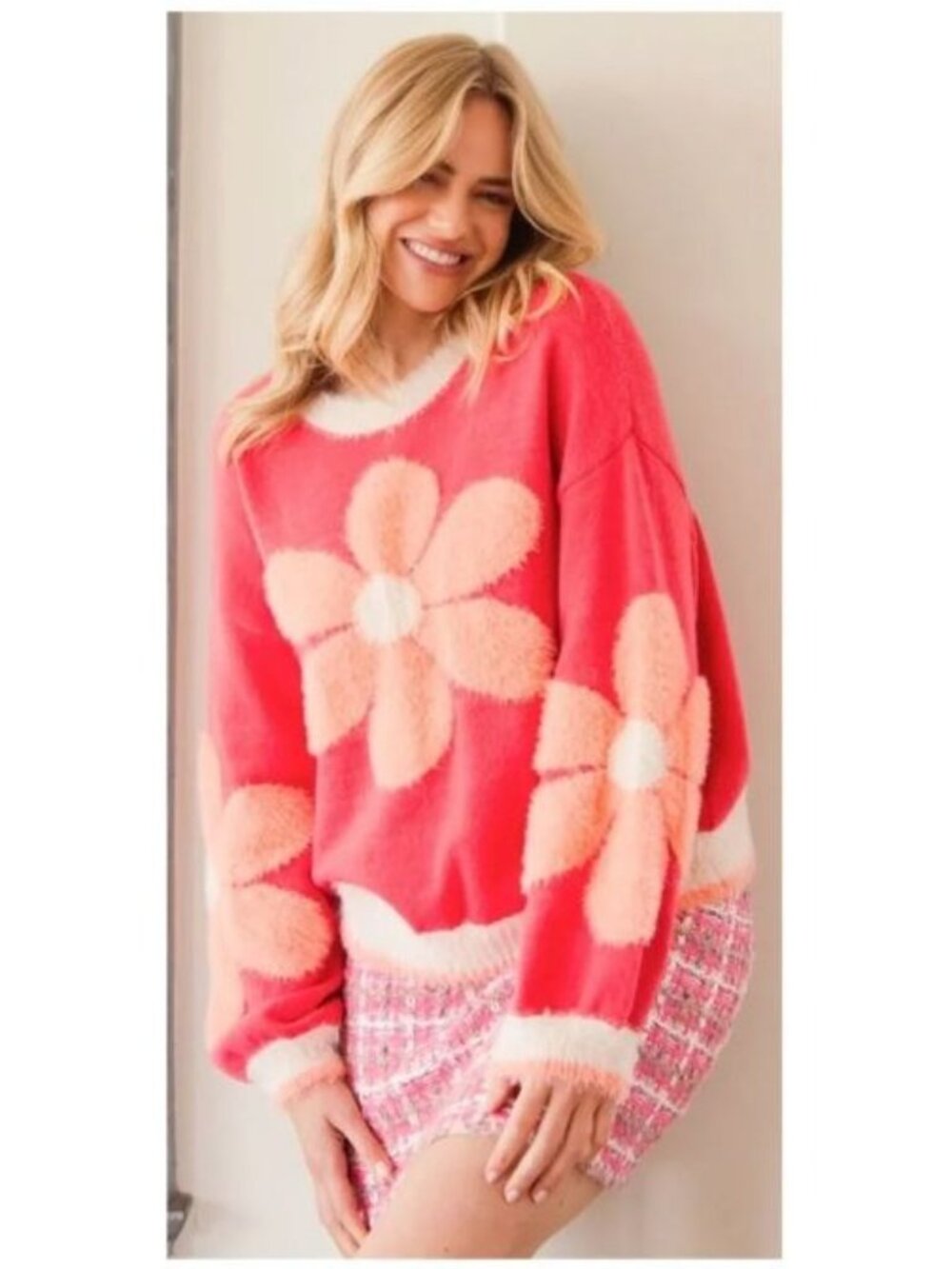 NWT Easel Coral Fuzzy Daisy Flower Print Loose Fit Knit Sweater Medium - CL004 - Picture 15 of 16
